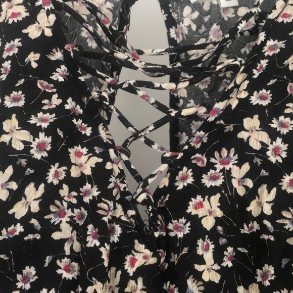 American Eagle Floral Romper - Picture 3 of 6